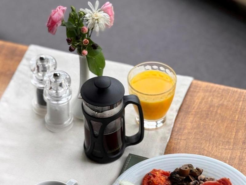  Home Cooked Locally Sourced Full English Breakfast 